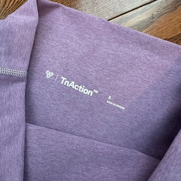 Aritzia TNA Action Bike Short - Picture 5 of 7